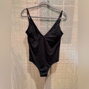 Black V-Neck One-Piece Swimsuit Women’s large